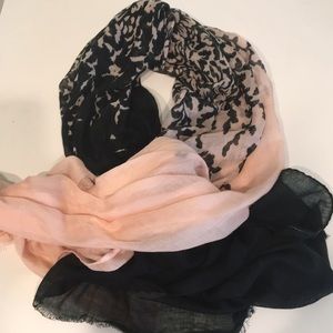 Ann Taylor layering scarf OS- NWT pink and black